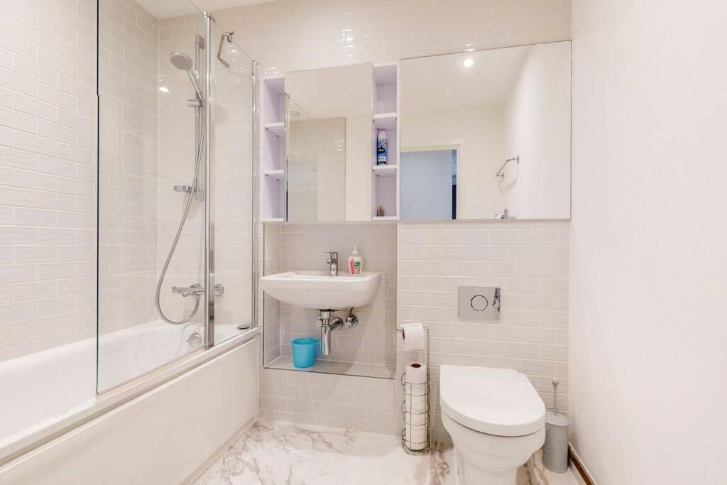 Lovely 1 Bedroom In Royal Arsenal Riverside London Exterior photo